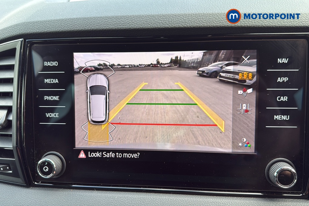 Skoda Karoq Sportline Manual Petrol SUV - Stock Number (1670995) - 13th supplementary image
