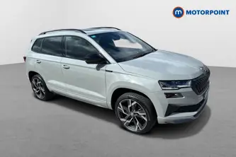 Skoda Karoq Sportline Manual Petrol SUV - Stock Number (1670995) - Drivers side front corner