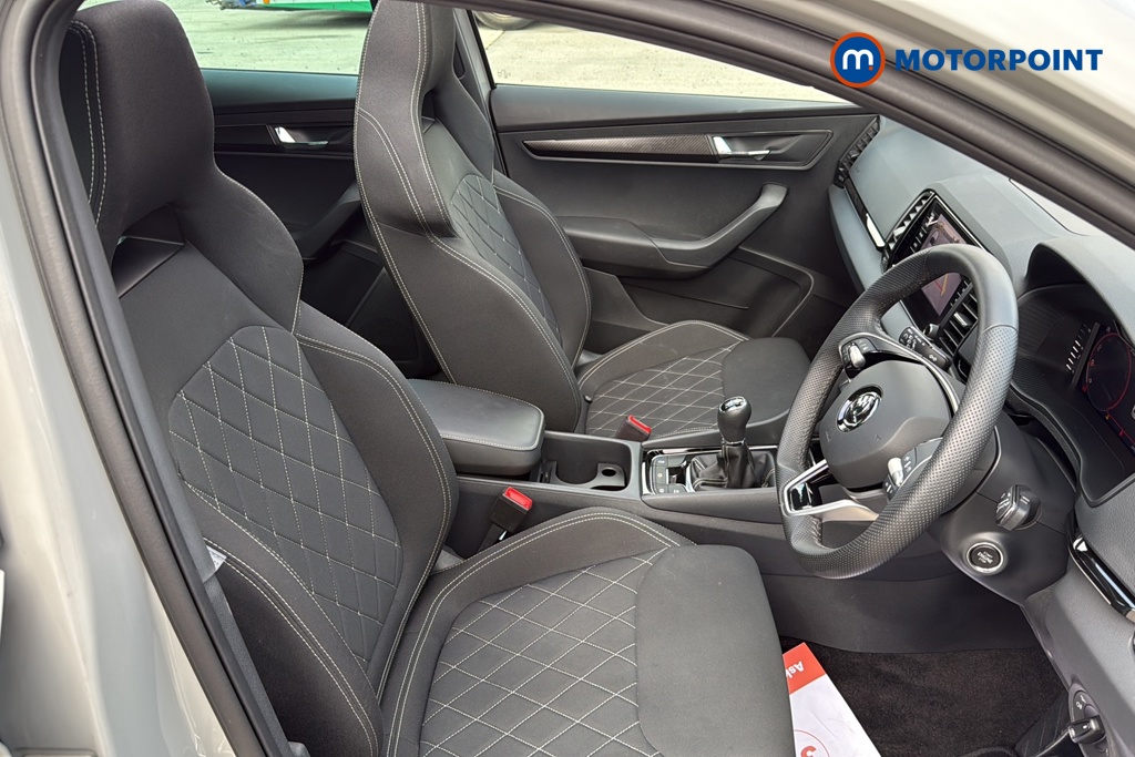 Skoda Karoq Sportline Manual Petrol SUV - Stock Number (1670995) - 22nd supplementary image