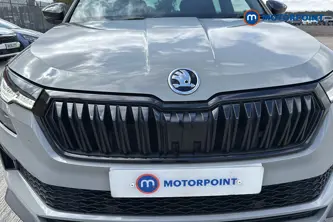 Skoda Karoq Sportline Manual Petrol SUV - Stock Number (1670995) - 43rd supplementary image