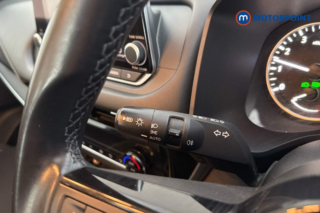 Nissan Qashqai Acenta Premium Manual Petrol SUV - Stock Number (1671011) - 6th supplementary image