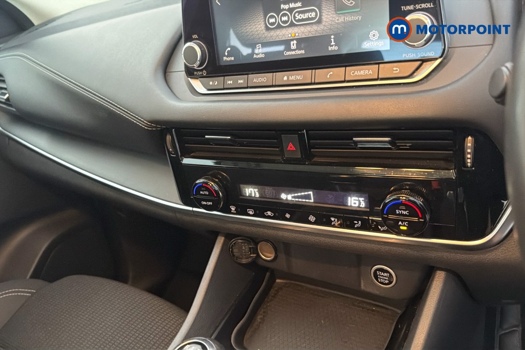 Nissan Qashqai Acenta Premium Manual Petrol SUV - Stock Number (1671011) - 12th supplementary image
