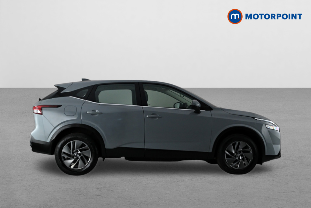 Nissan Qashqai Acenta Premium Manual Petrol SUV - Stock Number (1671011) - Drivers side