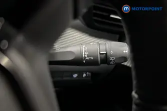 Peugeot 2008 Allure Manual Petrol SUV - Stock Number (1624878) - 6th supplementary image