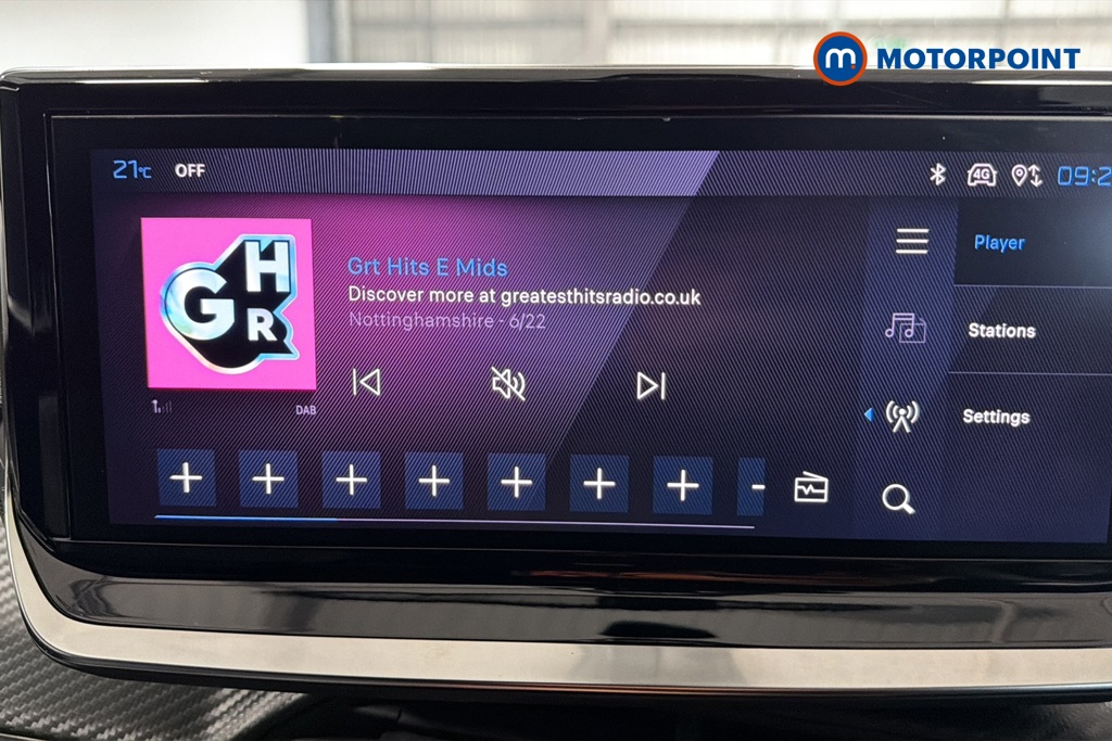 Peugeot 2008 Allure Manual Petrol SUV - Stock Number (1624878) - 8th supplementary image
