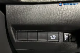 Peugeot 2008 Allure Manual Petrol SUV - Stock Number (1624878) - 11th supplementary image