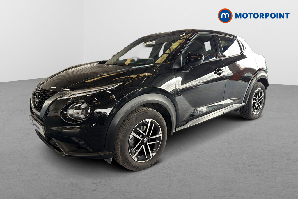 Nissan Juke N-Connecta Automatic Petrol SUV - Stock Number (1628808) - Passenger side front corner