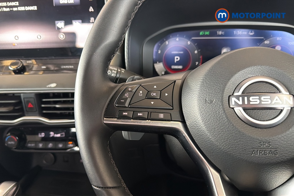 Nissan Juke N-Connecta Automatic Petrol SUV - Stock Number (1628808) - 4th supplementary image