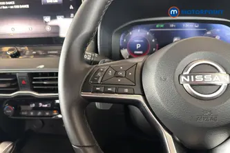 Nissan Juke N-Connecta Automatic Petrol SUV - Stock Number (1628808) - 4th supplementary image
