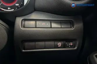 Nissan Juke N-Connecta Automatic Petrol SUV - Stock Number (1628808) - 11th supplementary image