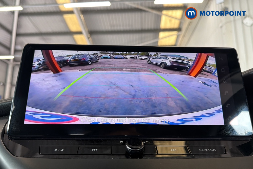 Nissan Juke N-Connecta Automatic Petrol SUV - Stock Number (1628808) - 13th supplementary image