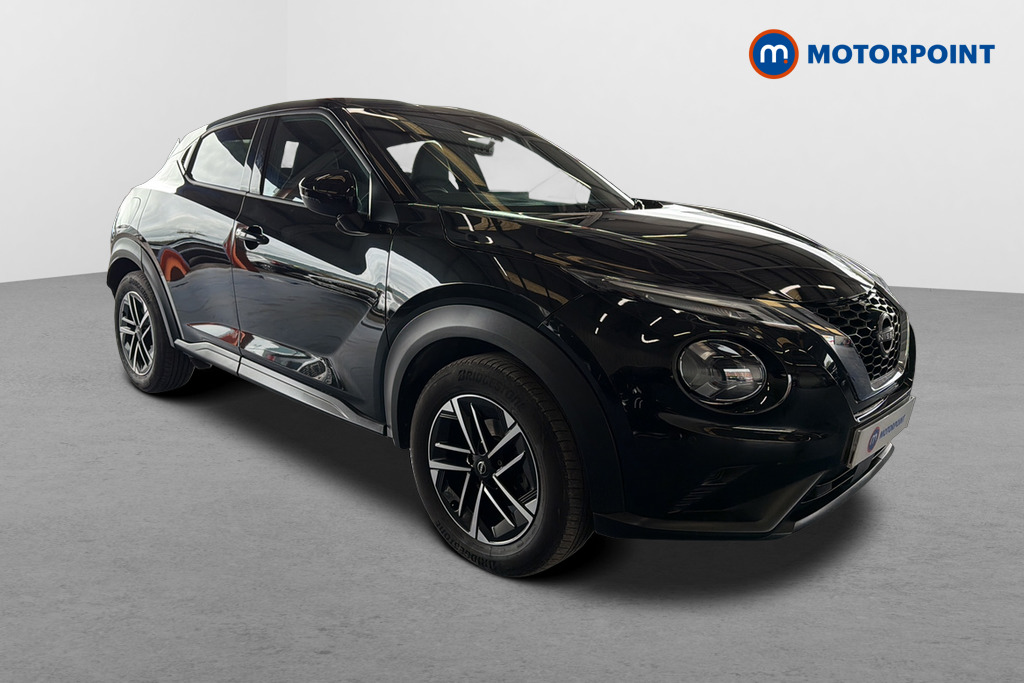 Nissan Juke N-Connecta Automatic Petrol SUV - Stock Number (1628808) - Drivers side front corner