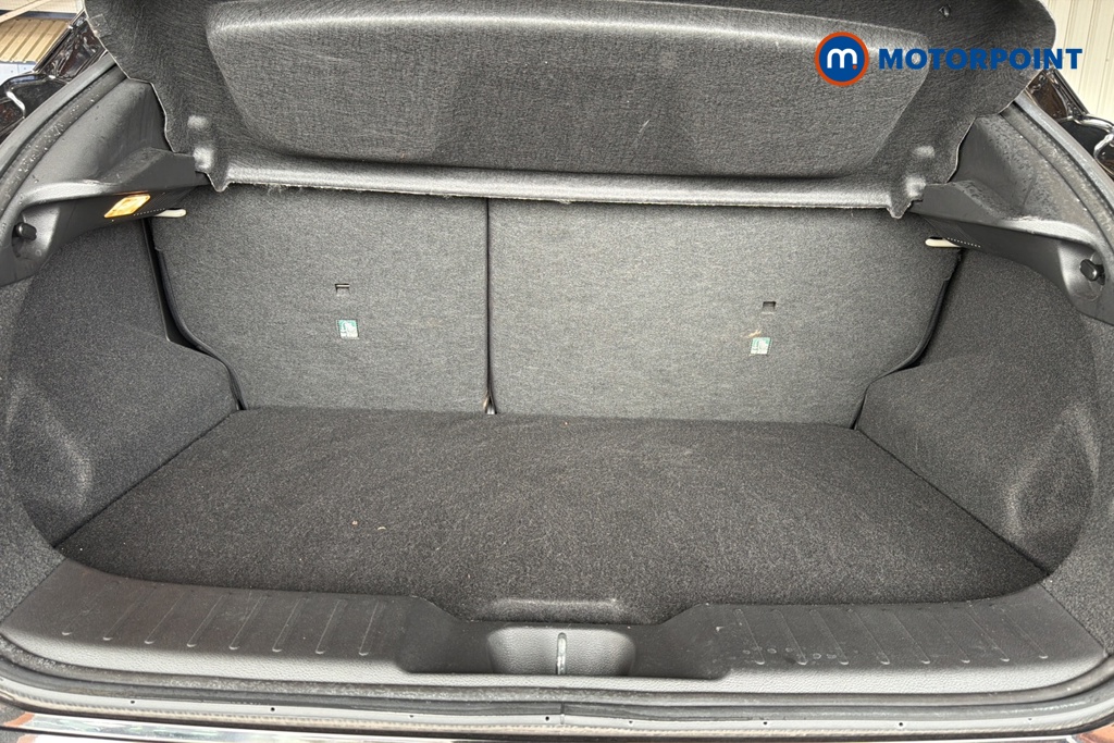 Nissan Juke N-Connecta Automatic Petrol SUV - Stock Number (1628808) - 30th supplementary image