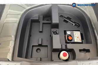 Nissan Juke N-Connecta Automatic Petrol SUV - Stock Number (1628808) - 33rd supplementary image