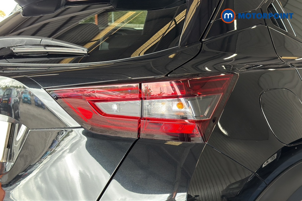 Nissan Juke N-Connecta Automatic Petrol SUV - Stock Number (1628808) - 36th supplementary image