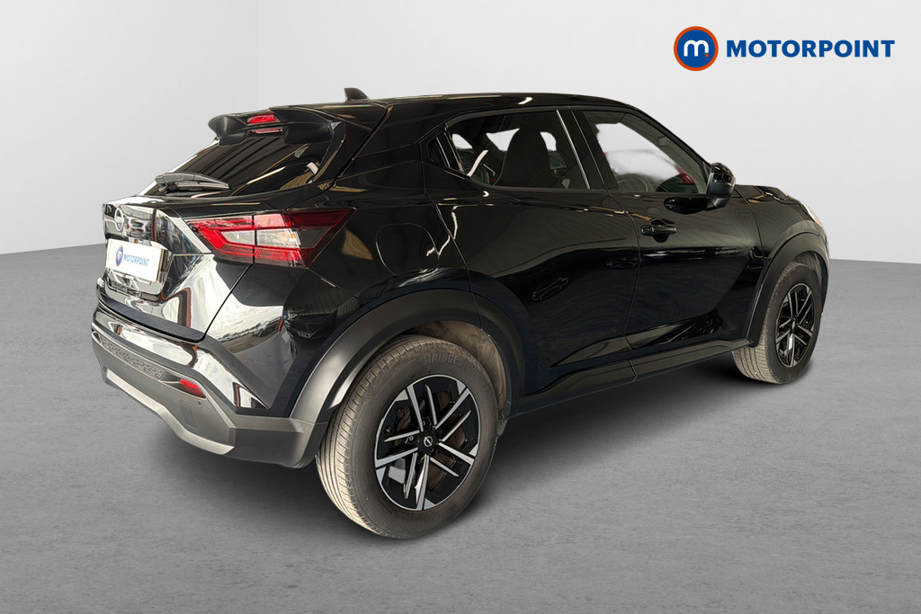 Nissan Juke N-Connecta Automatic Petrol SUV - Stock Number (1628808) - Passenger side rear corner