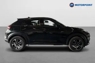 Nissan Juke N-Connecta Automatic Petrol SUV - Stock Number (1628808) - Passenger side