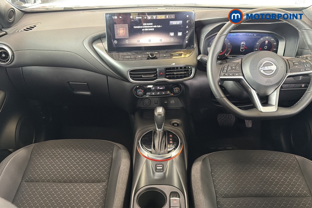 Nissan Juke N-Connecta Automatic Petrol SUV - Stock Number (1628808) - 1st supplementary image