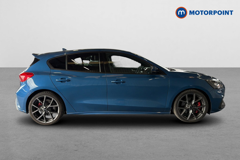 Ford Focus ST Manual Diesel Hatchback - Stock Number (1630068) - Passenger side