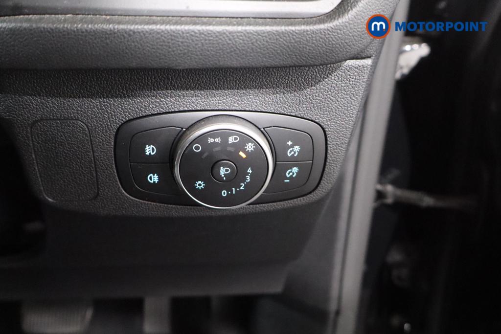 Ford Focus St-Line Automatic Petrol Estate - Stock Number (1641148) - 9th supplementary image