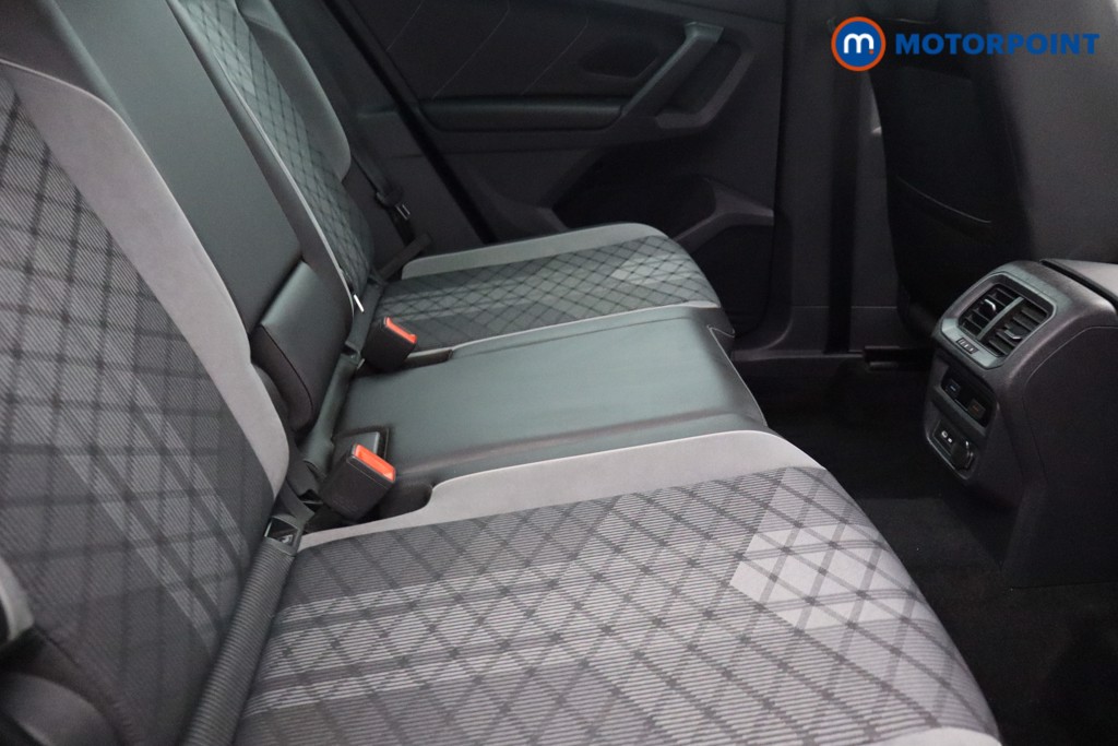Volkswagen Tiguan R-Line Automatic Petrol SUV - Stock Number (1650429) - 6th supplementary image