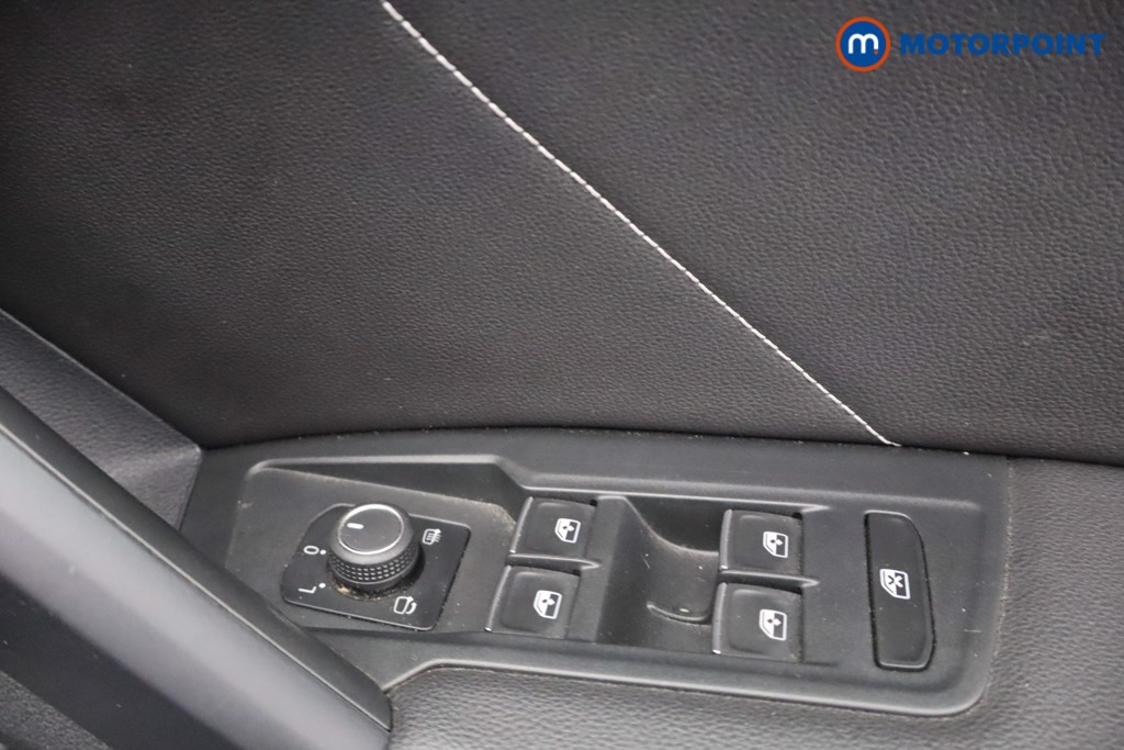 Volkswagen Tiguan R-Line Automatic Petrol SUV - Stock Number (1650429) - 10th supplementary image
