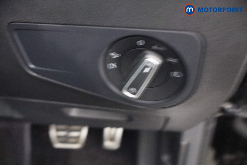 Volkswagen Tiguan R-Line Automatic Petrol SUV - Stock Number (1650429) - 12th supplementary image