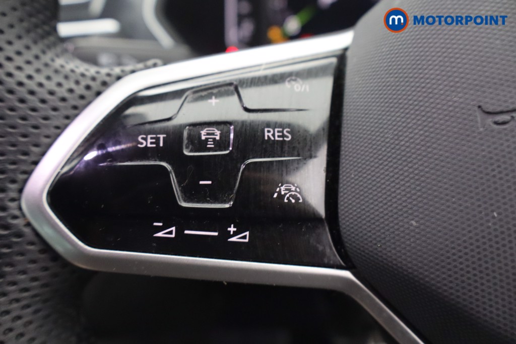 Volkswagen Tiguan R-Line Automatic Petrol SUV - Stock Number (1650429) - 14th supplementary image