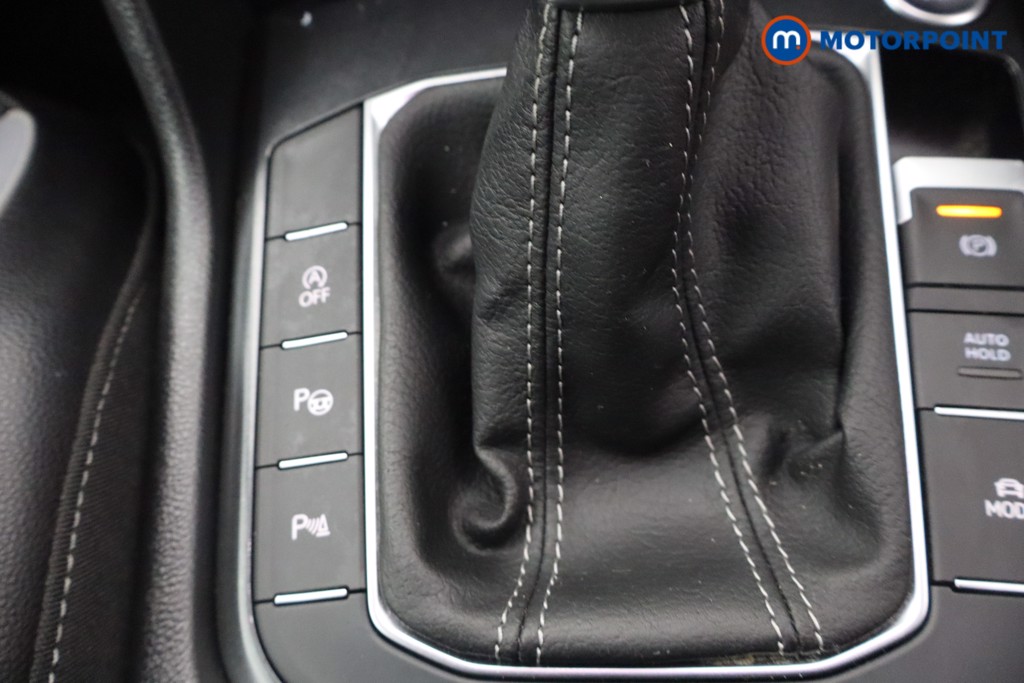 Volkswagen Tiguan R-Line Automatic Petrol SUV - Stock Number (1650429) - 16th supplementary image
