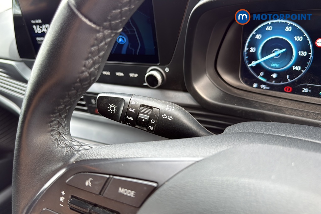 Hyundai I20 Premium Manual Petrol Hatchback - Stock Number (1651140) - 5th supplementary image