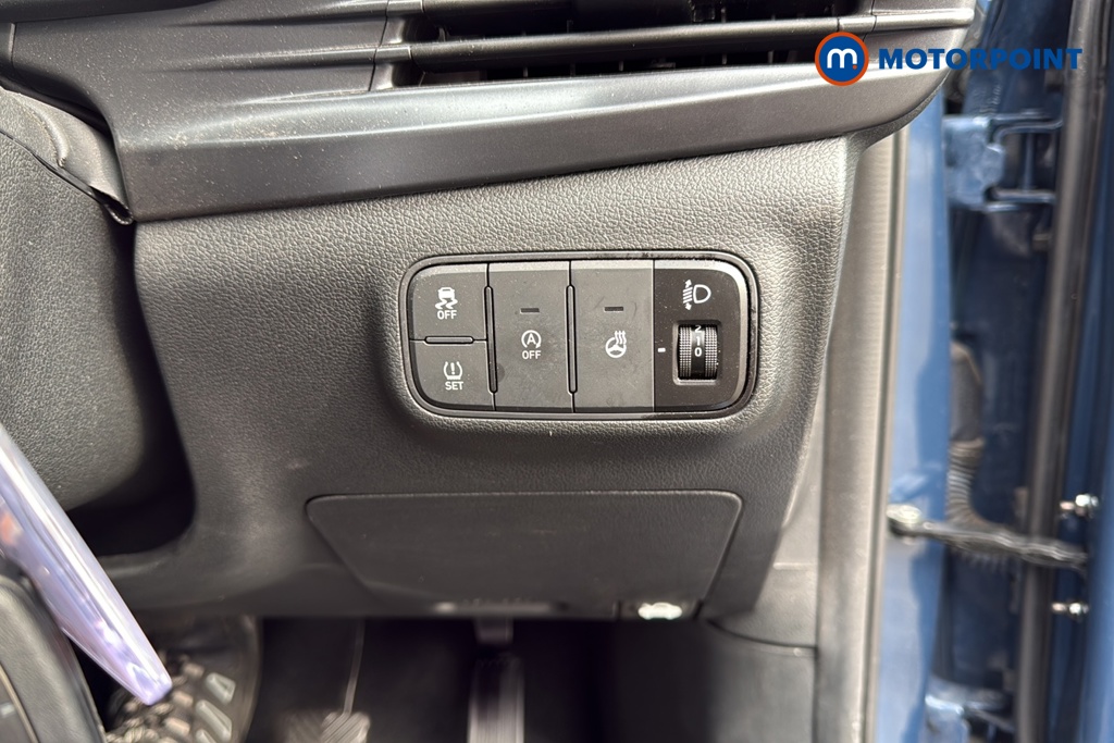 Hyundai I20 Premium Manual Petrol Hatchback - Stock Number (1651140) - 11th supplementary image
