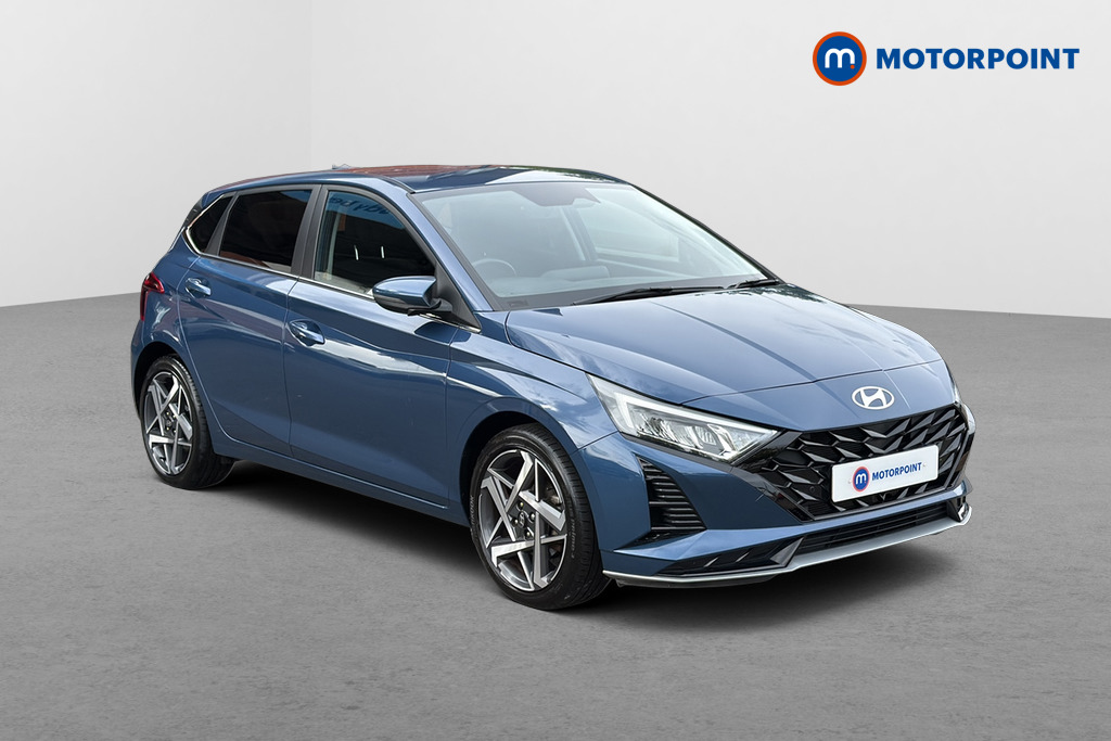 Hyundai I20 Premium Manual Petrol Hatchback - Stock Number (1651140) - Drivers side front corner