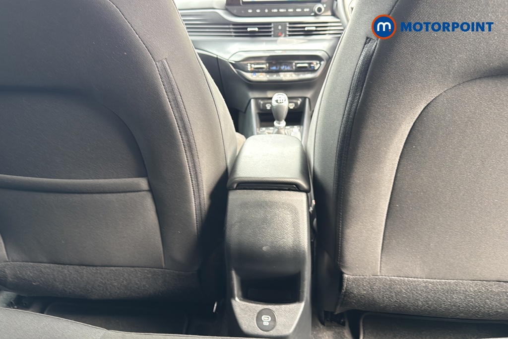 Hyundai I20 Premium Manual Petrol Hatchback - Stock Number (1651140) - 28th supplementary image