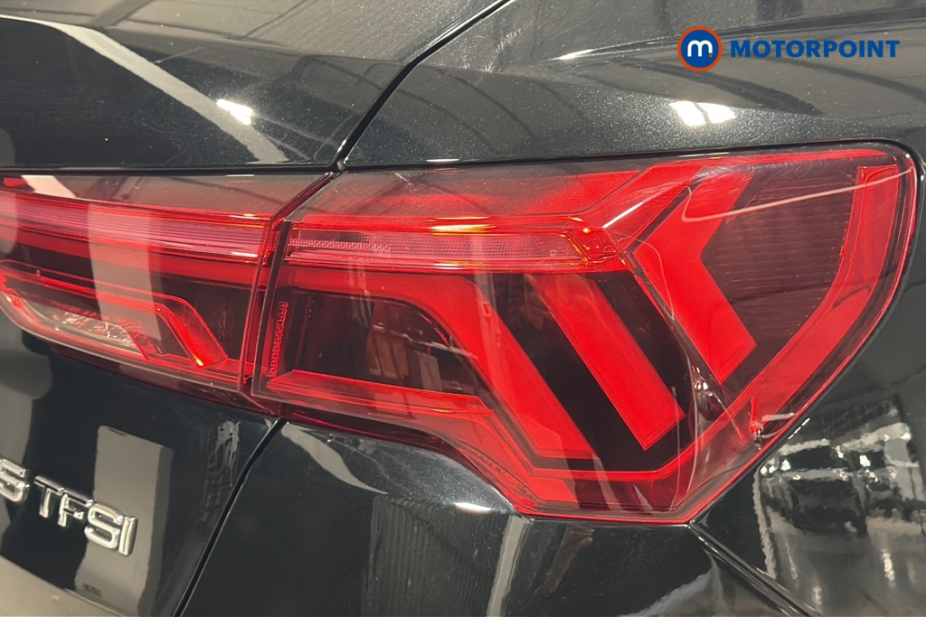 Audi Q3 Black Edition Automatic Petrol SUV - Stock Number (1654106) - 36th supplementary image