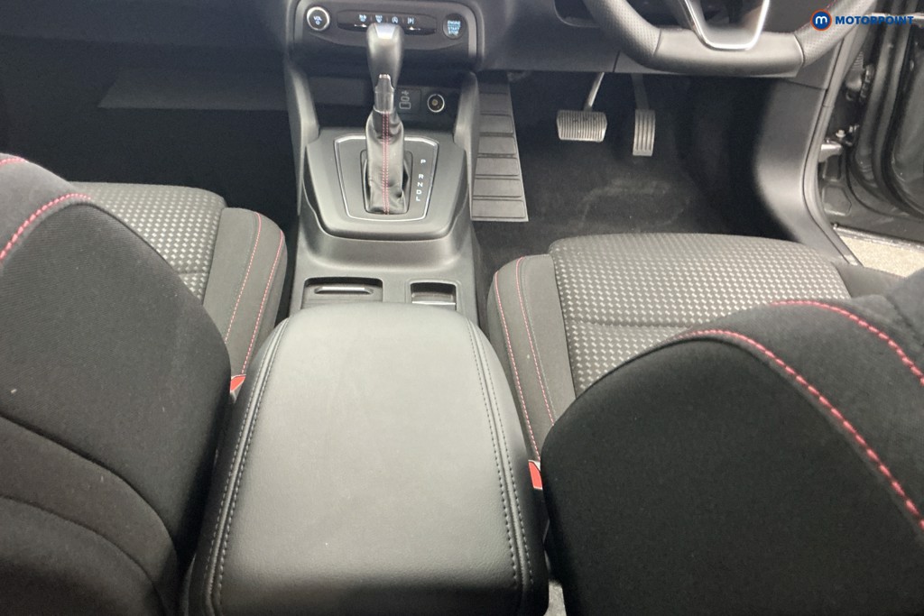 Ford Focus St-Line Automatic Petrol Hatchback - Stock Number (1655947) - 11th supplementary image