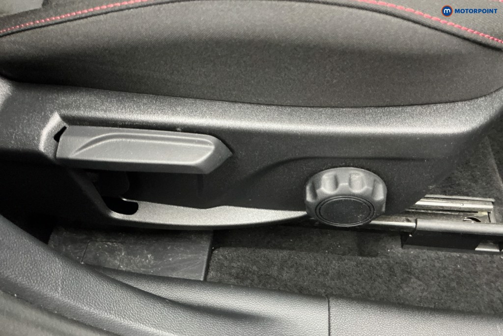 Ford Focus St-Line Automatic Petrol Hatchback - Stock Number (1655947) - 23rd supplementary image