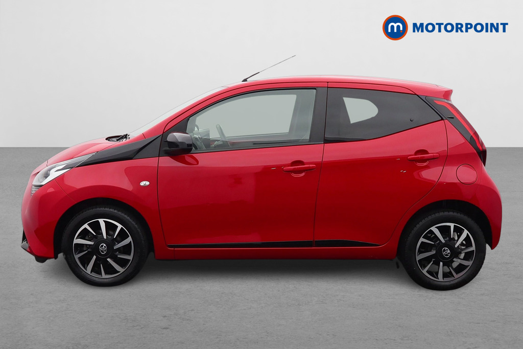 Toyota Aygo X-Trend Manual Petrol Hatchback - Stock Number (1656208) - Passenger side