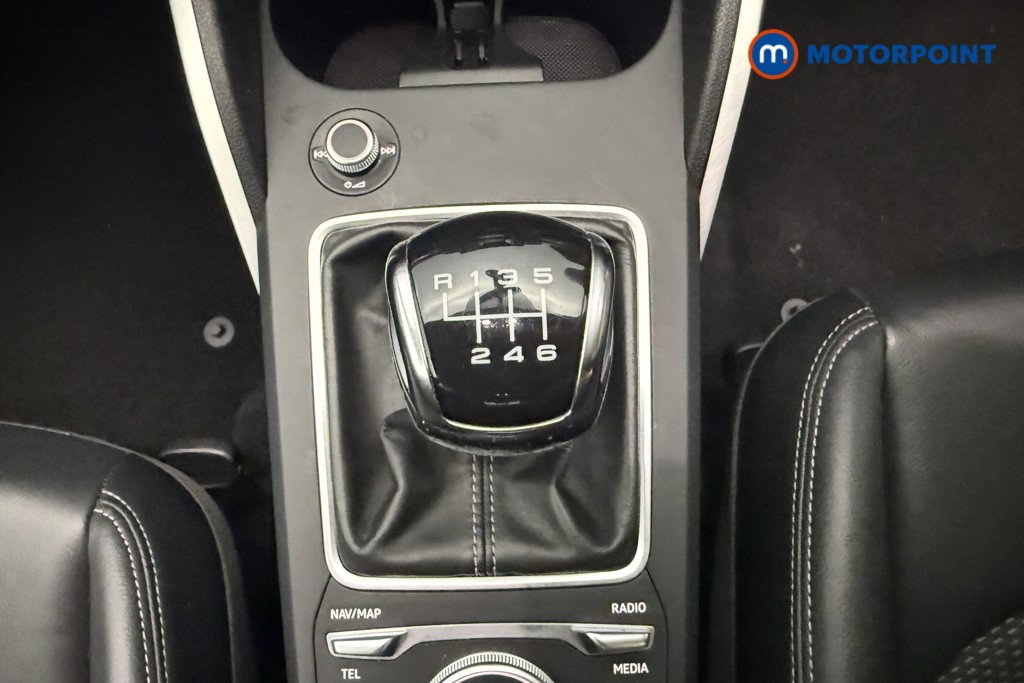 Audi Q2 Black Edition Manual Petrol SUV - Stock Number (1658789) - 9th supplementary image