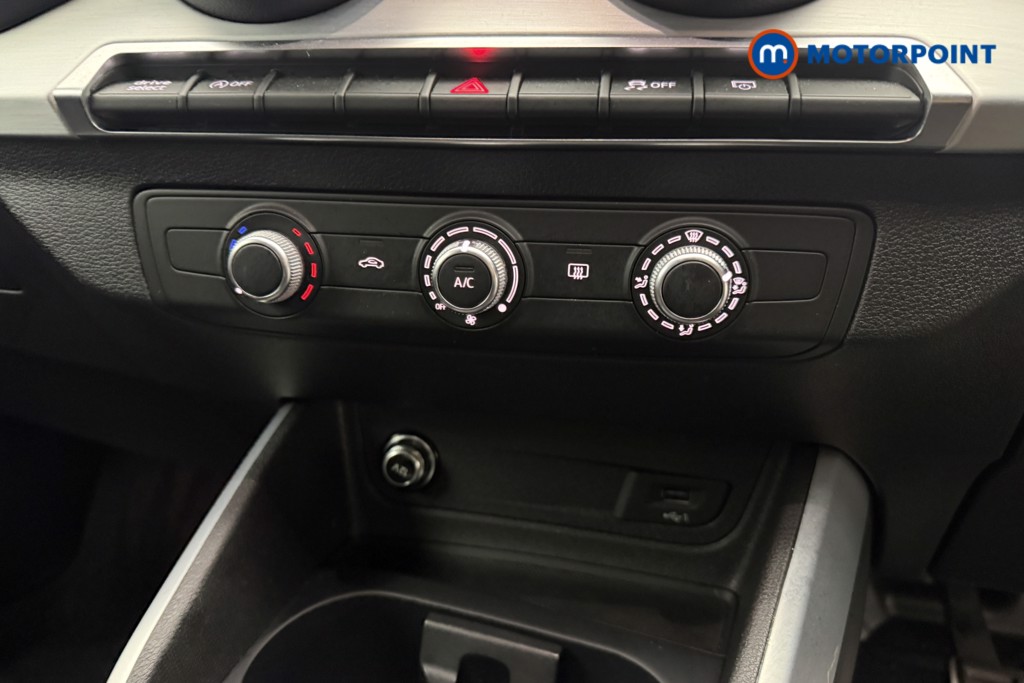 Audi Q2 Black Edition Manual Petrol SUV - Stock Number (1658789) - 12th supplementary image