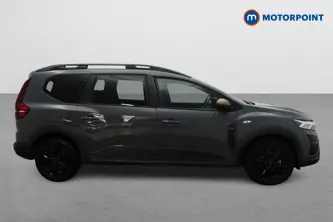 Dacia Jogger Extreme Automatic Petrol-Electric Hybrid People Carrier - Stock Number (1658927) - Drivers side