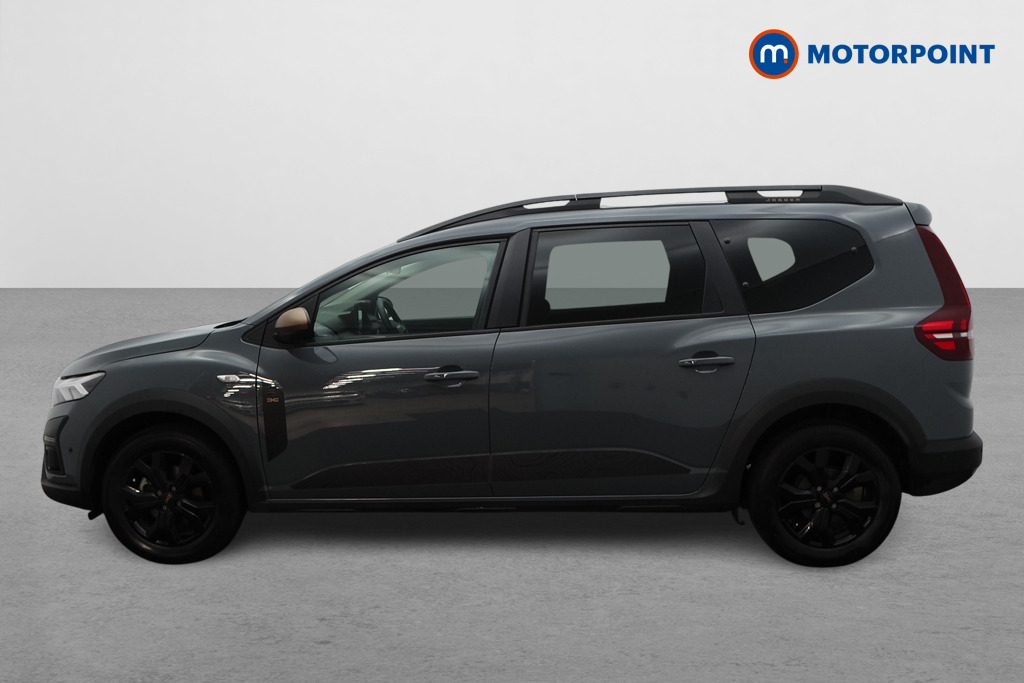 Dacia Jogger Extreme Automatic Petrol-Electric Hybrid People Carrier - Stock Number (1658927) - Passenger side