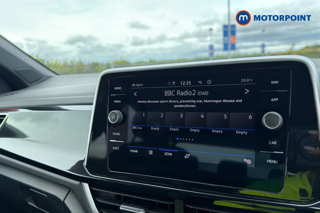Volkswagen T-Roc R-Line Automatic Petrol SUV - Stock Number (1659657) - 9th supplementary image