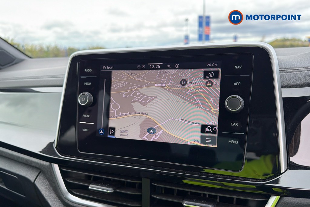 Volkswagen T-Roc R-Line Automatic Petrol SUV - Stock Number (1659657) - 10th supplementary image