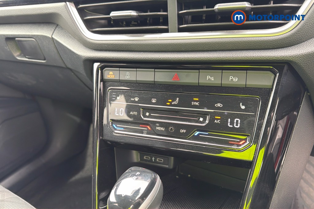 Volkswagen T-Roc R-Line Automatic Petrol SUV - Stock Number (1659657) - 12th supplementary image