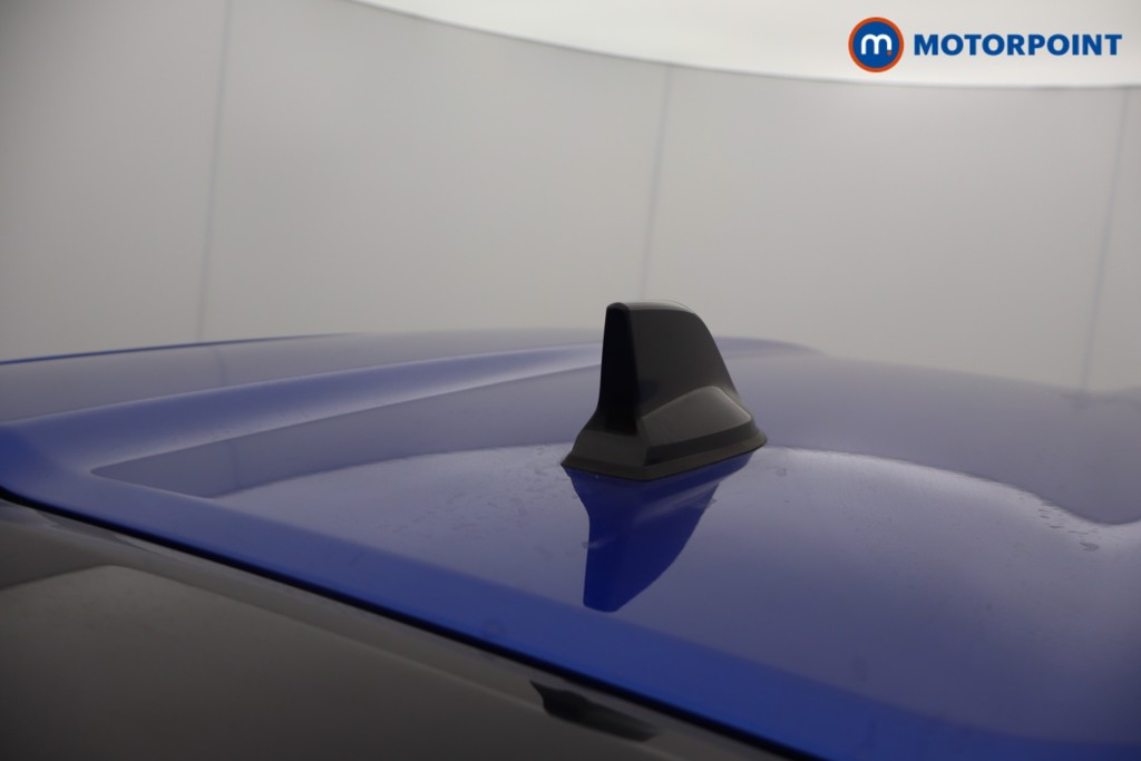 Nissan Juke N-Connecta Manual Petrol SUV - Stock Number (1660520) - 4th supplementary image