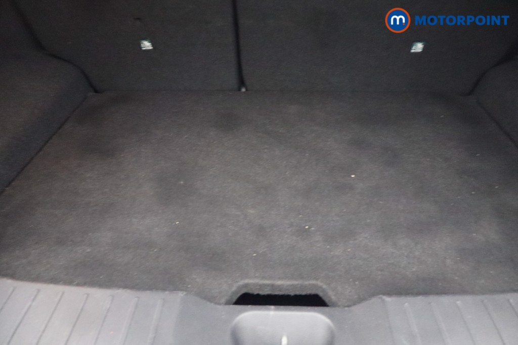Nissan Juke N-Connecta Manual Petrol SUV - Stock Number (1660520) - 6th supplementary image