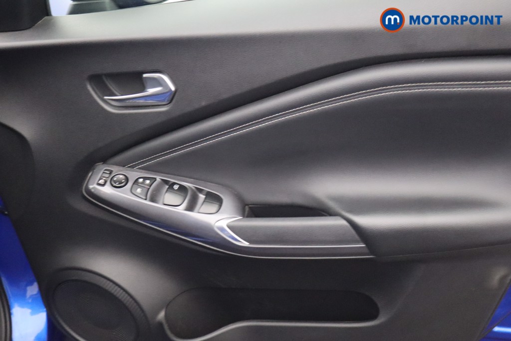 Nissan Juke N-Connecta Manual Petrol SUV - Stock Number (1660520) - 10th supplementary image