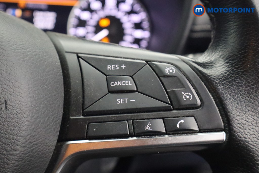 Nissan Juke N-Connecta Manual Petrol SUV - Stock Number (1660520) - 14th supplementary image