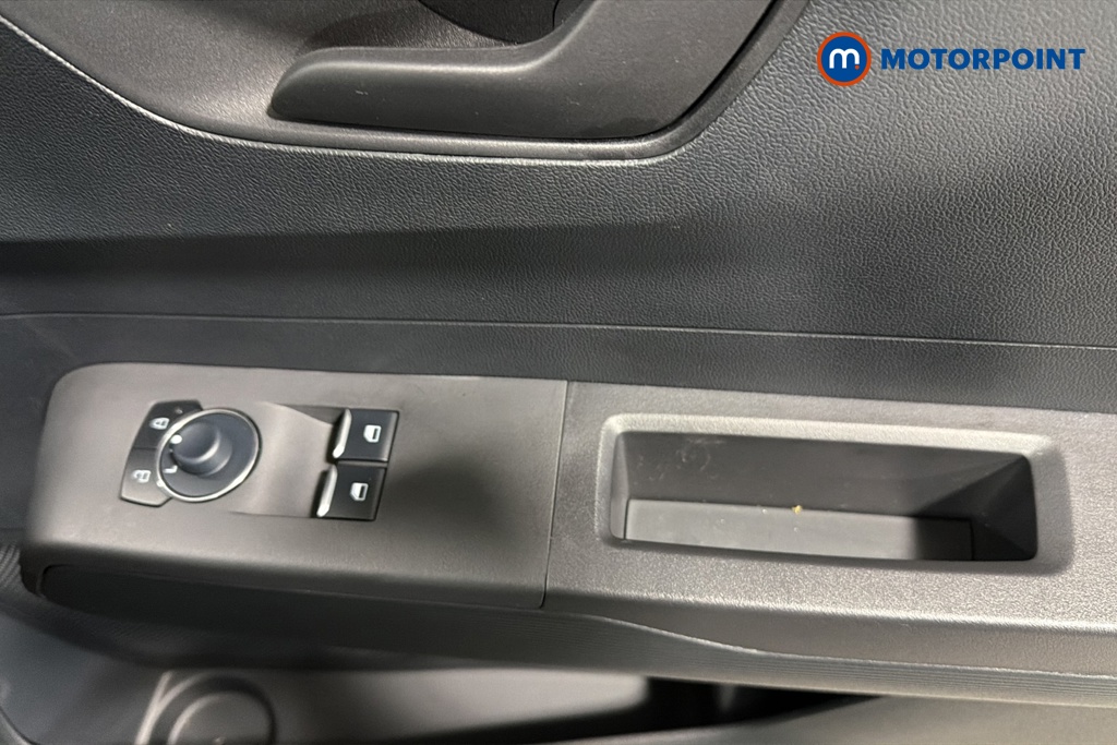 Ford Transit Courier Trend Automatic Electric Panel Van - Stock Number (1660946) - 19th supplementary image