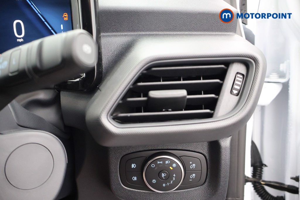Ford Transit Courier Trend Automatic Electric Panel Van - Stock Number (1660975) - 7th supplementary image